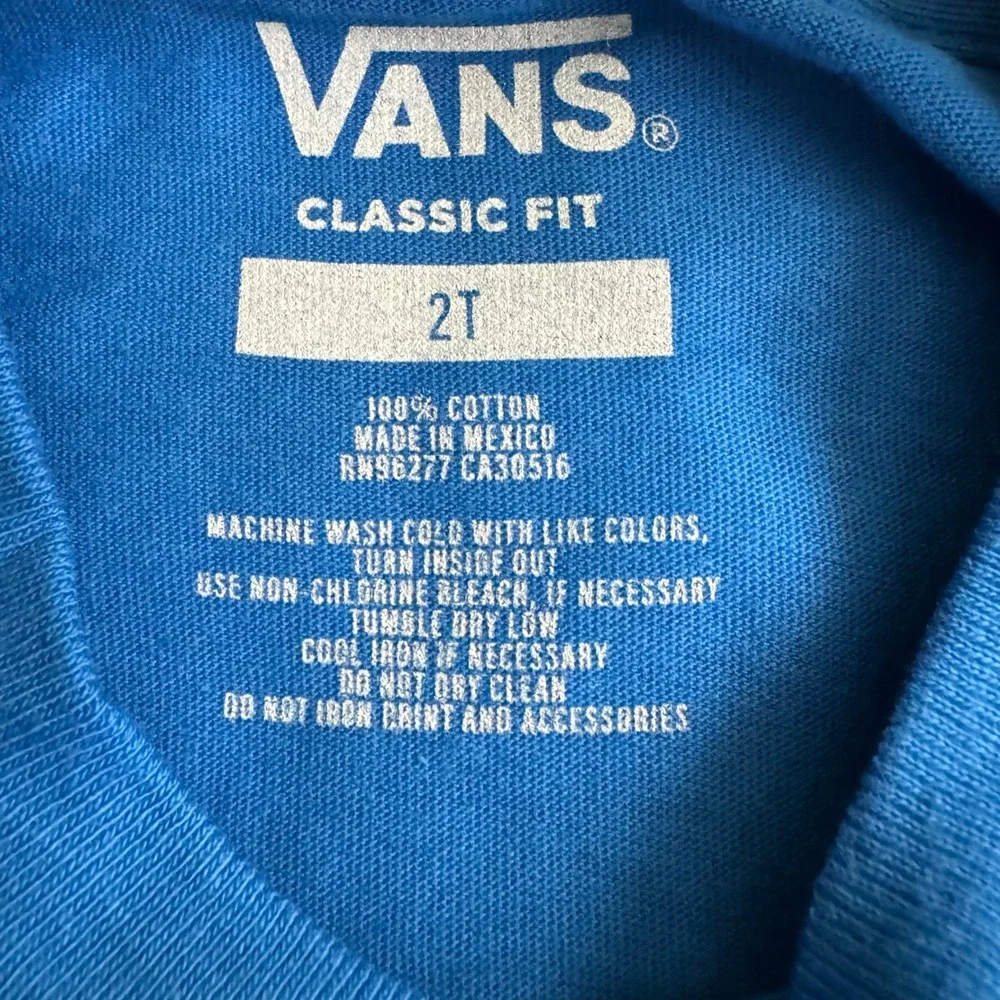 Vans by stop‎ drop roll boy toddlers tee shirt size 2T blue short sleeve graphic